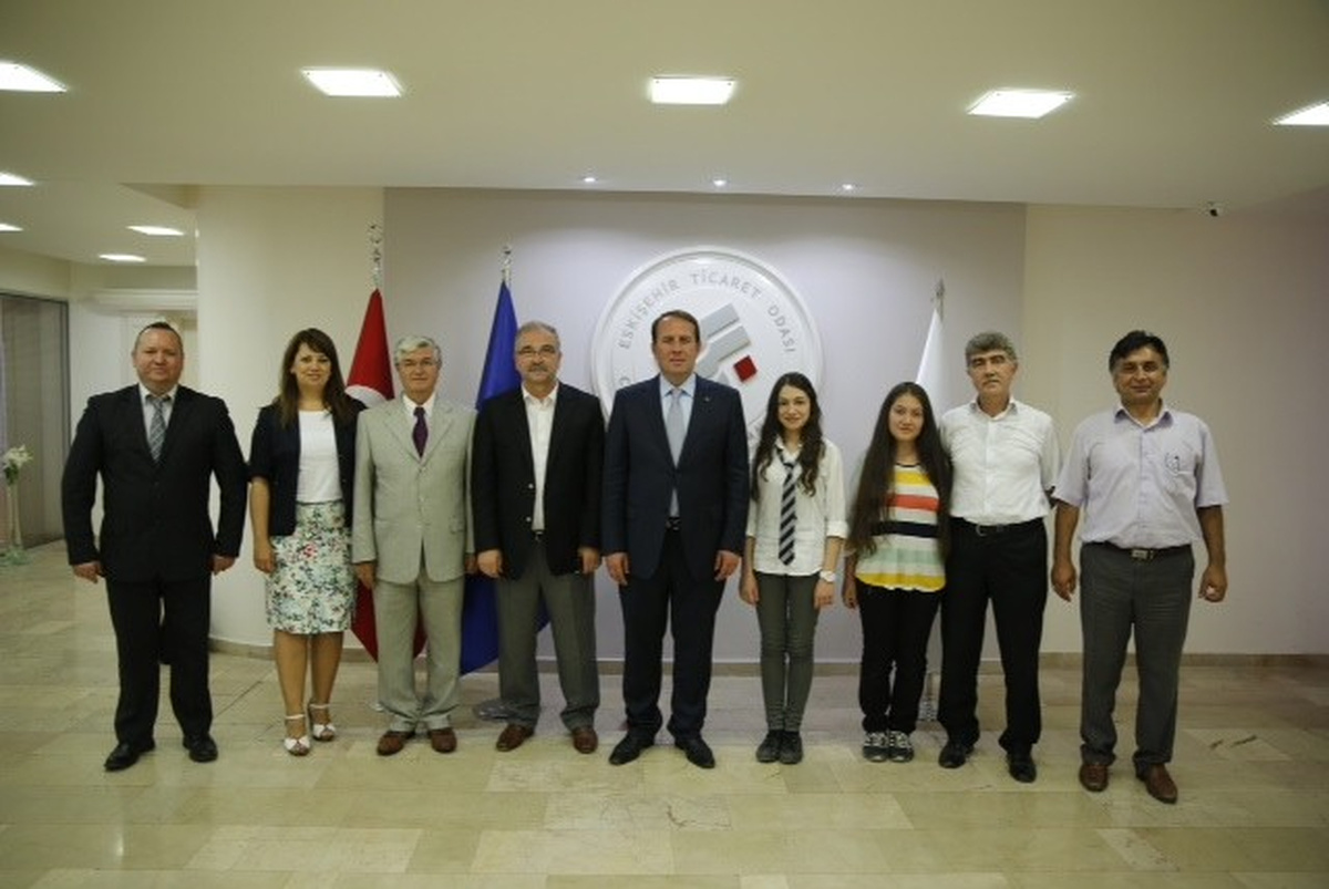 AB Öykü Yarışması\'nda Dereceye Girenler Ödüllendirildi