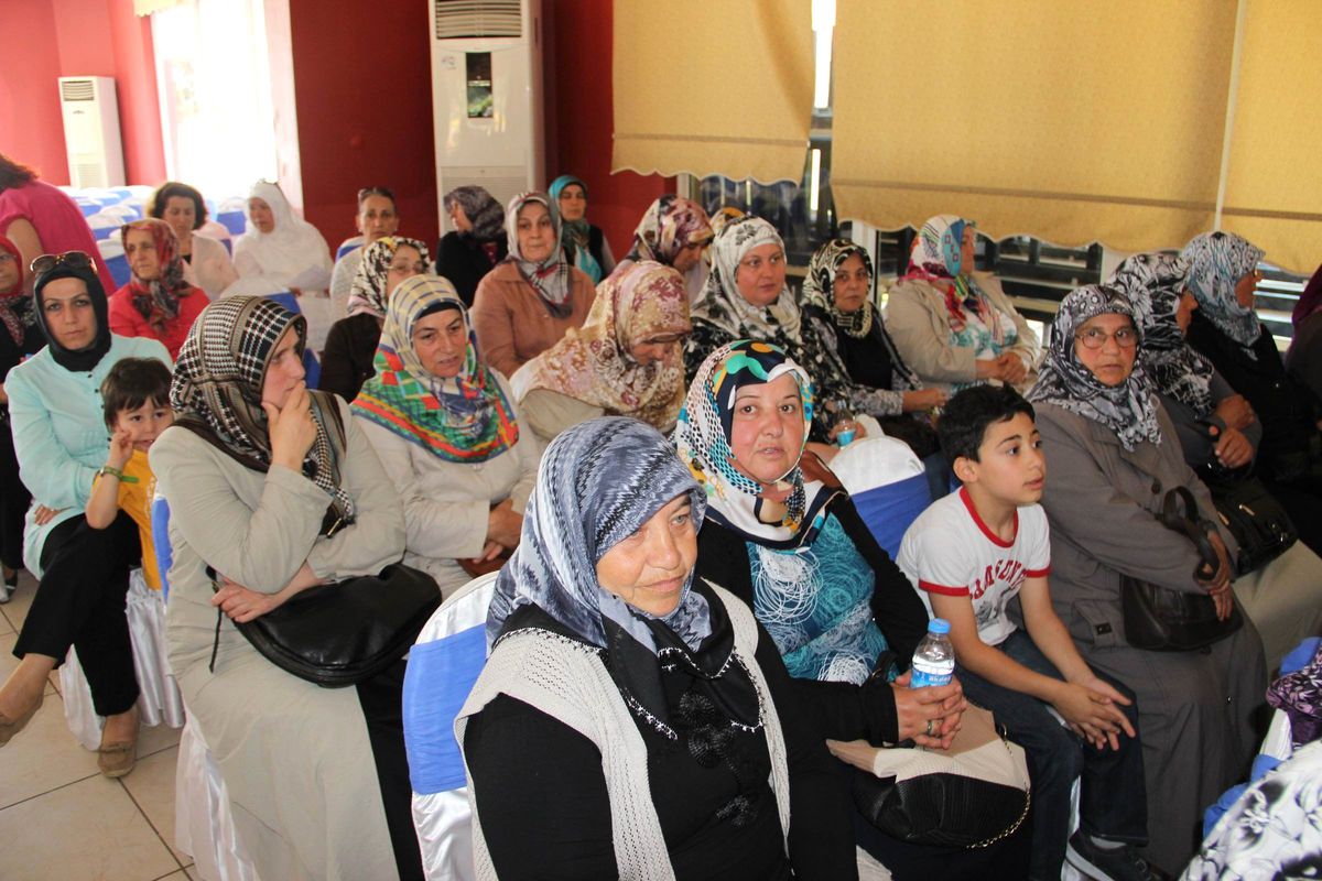 AK Parti\'den Kadın Sağlığı Paneli