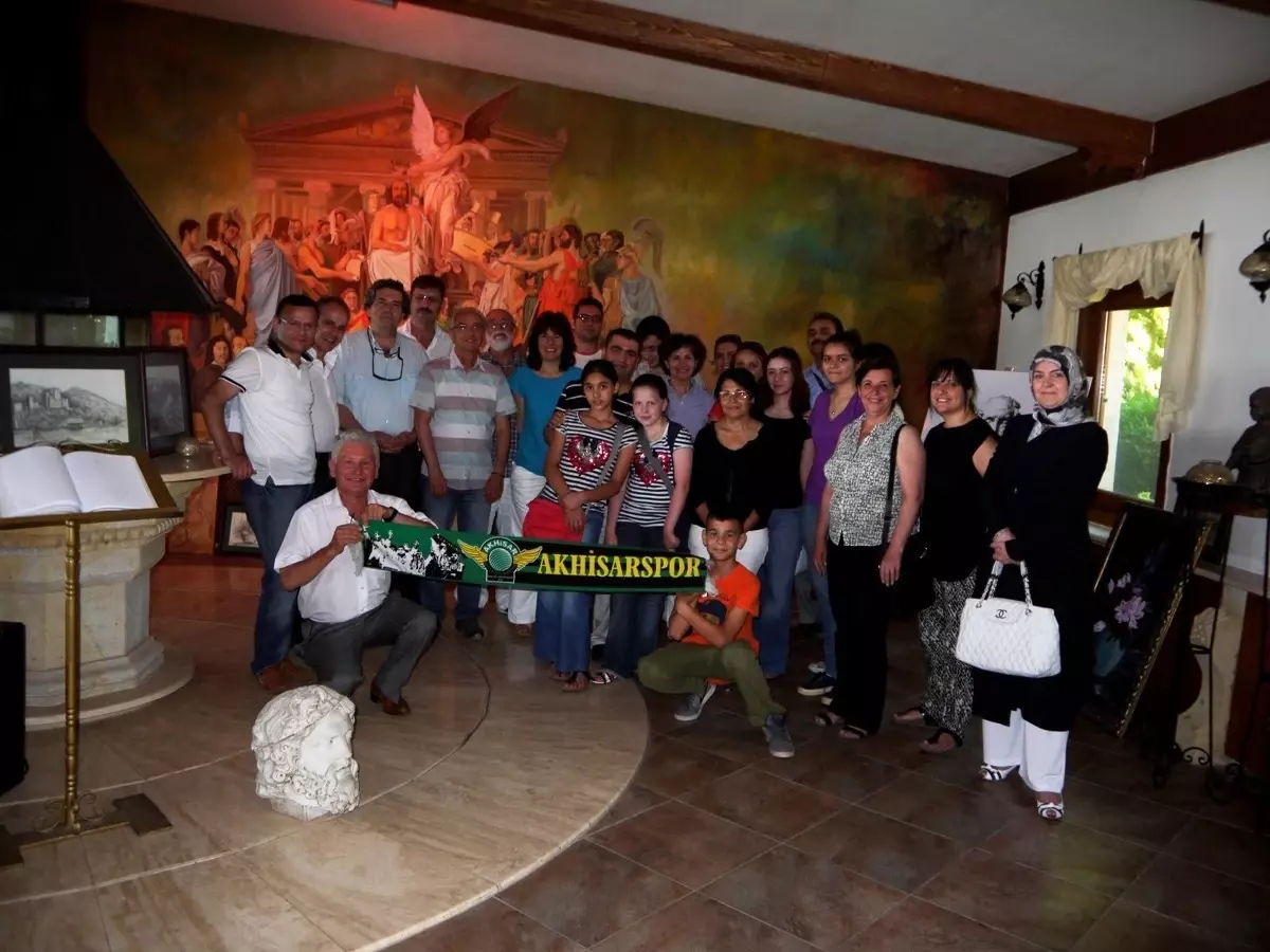 Akhisar Üniversitesini İstiyor