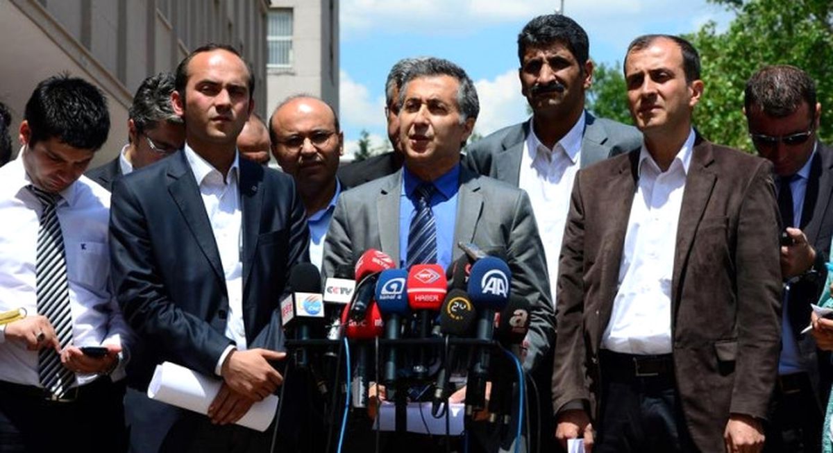 \'Buradayız ve Hiçbir Yere Gitmiyoruz\'