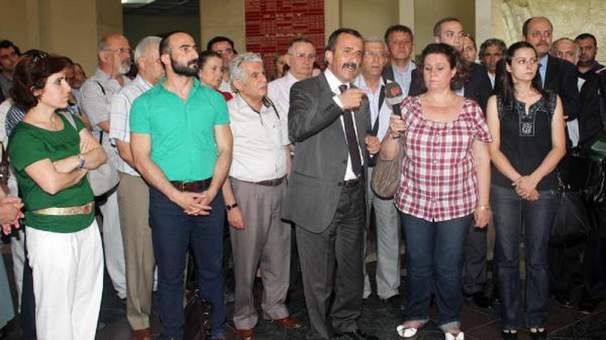 Bursa\'da Avukatlardan \'Çağlayan\' Protestosu