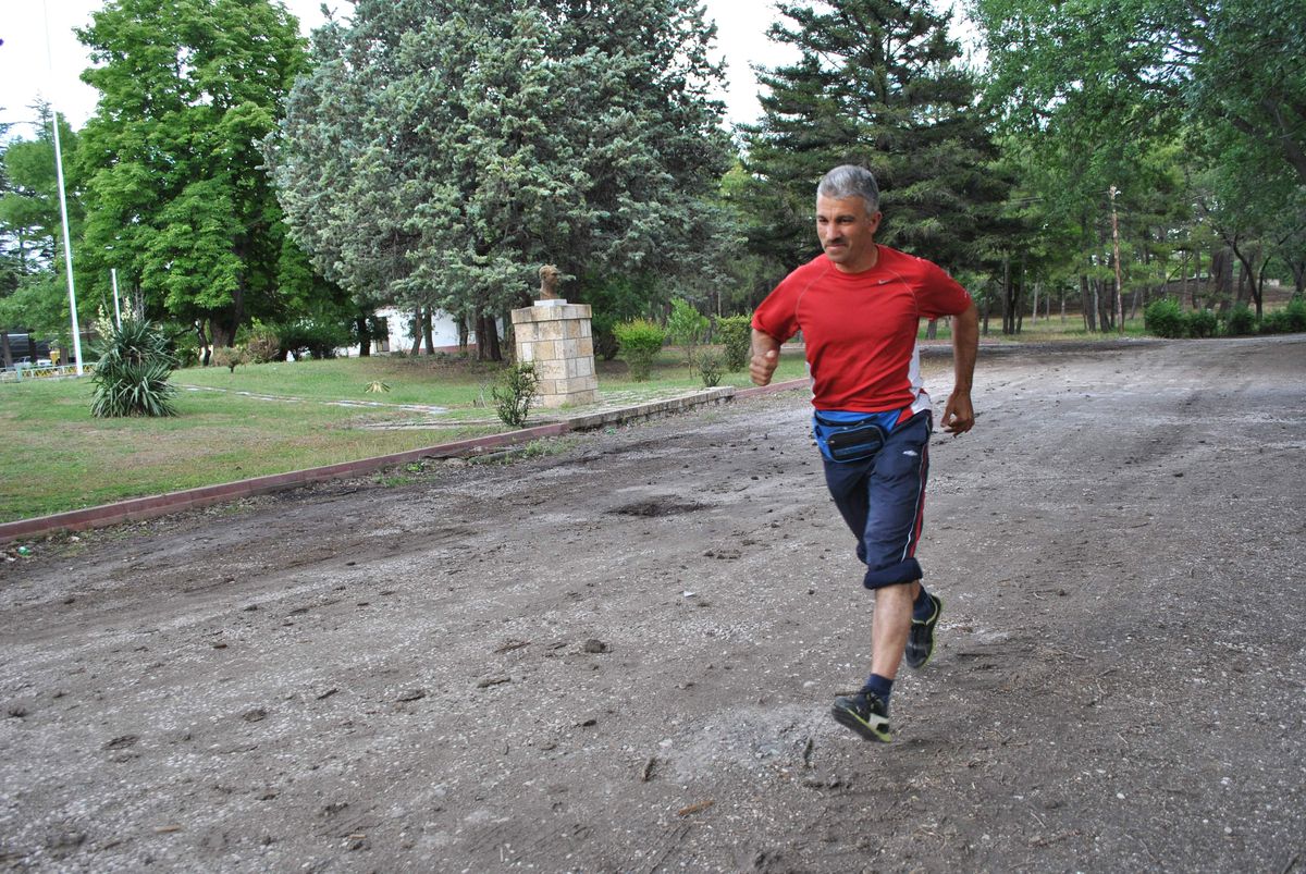 Okuldan Eve Maraton Koşuyor