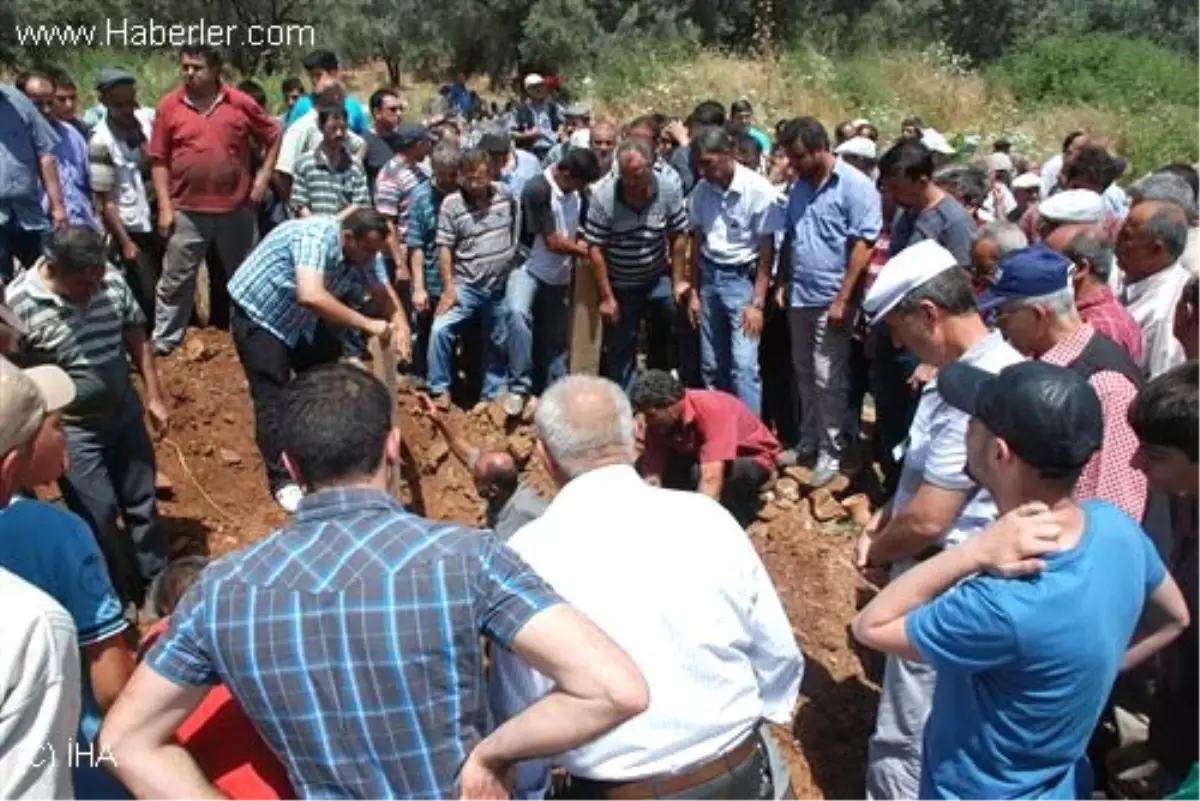 Ortaklar Muhtarını Kaybetti