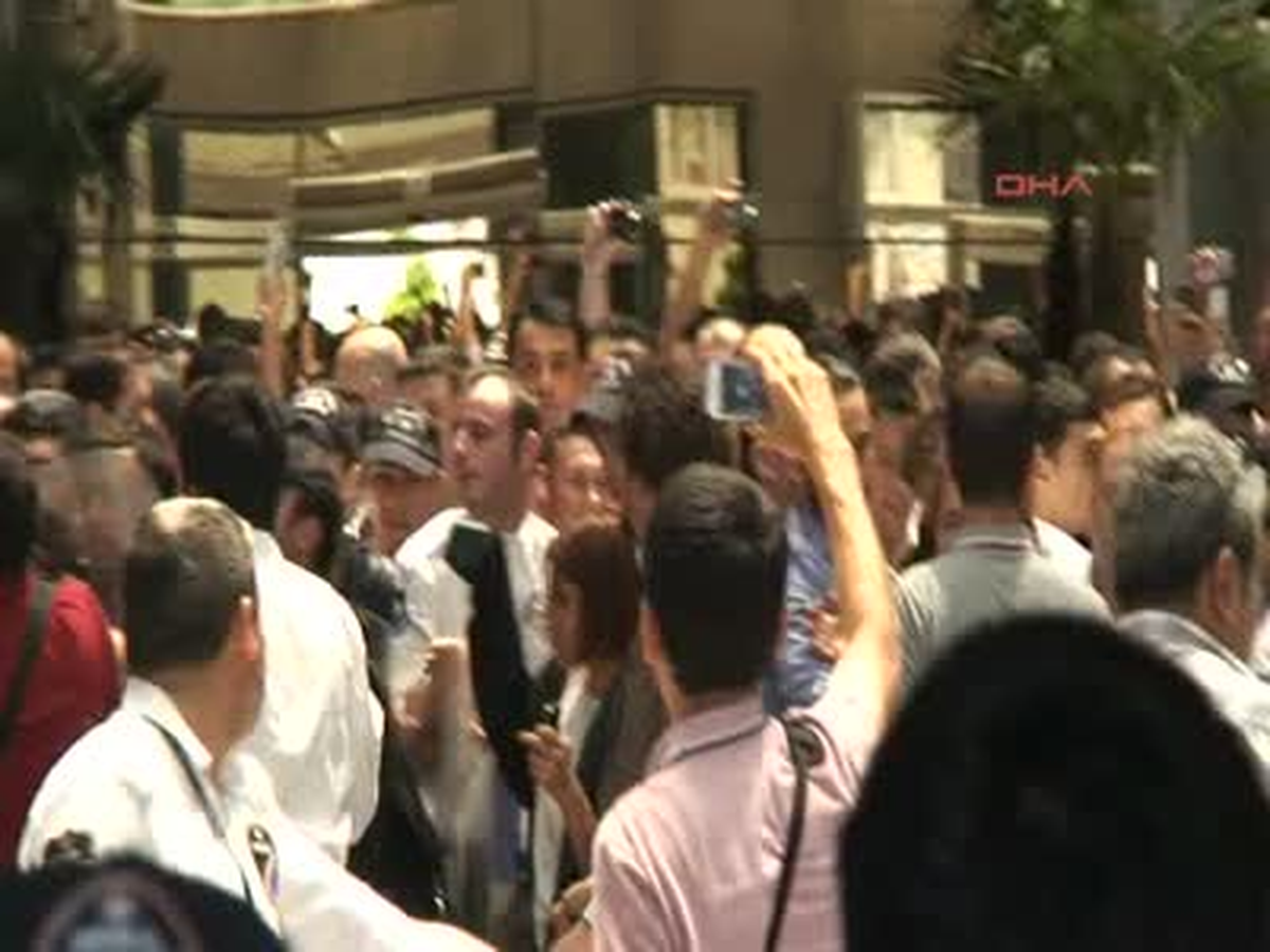 Polis, Protestocu Avukatları Zor Kullanarak Adliyeden Çıkardı 2