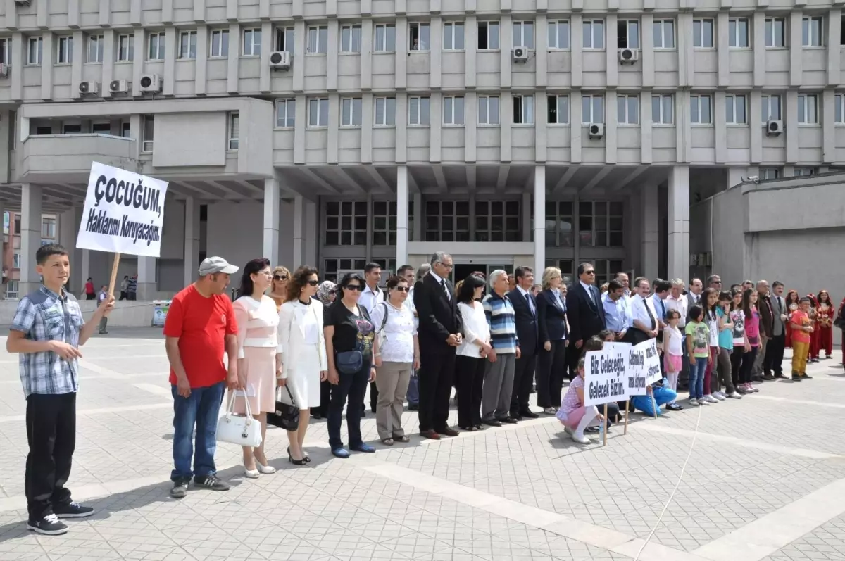 12 Haziran Dünya Çocuk İşçiliği ile Mücadele Günü Kutlandı