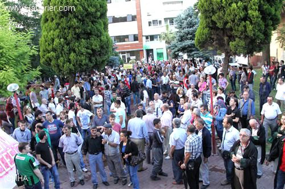 Akhisarlı Avukatlardan "Gezi Parkı" Eylemi