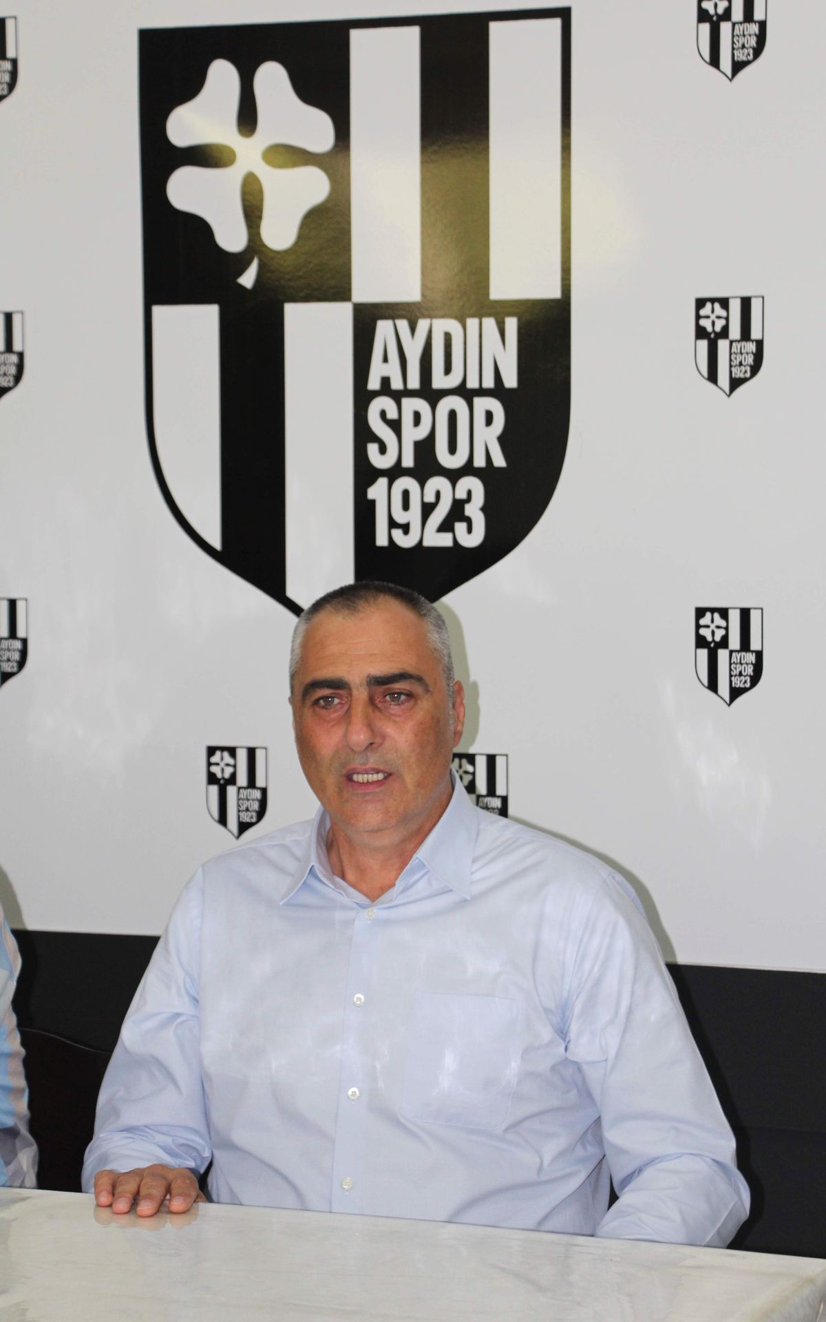 Ali Aydın\'dan Almanya Çıkartması