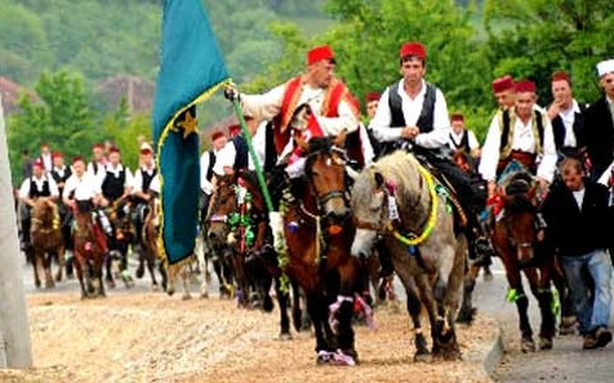 Bosna Hersek\'te Ayvaz Dede Şenlikleri