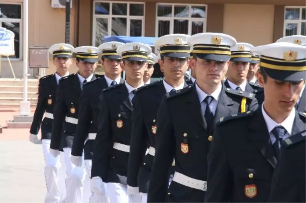 Bursa Polis Koleji Son Mezunlarını Uğurladı
