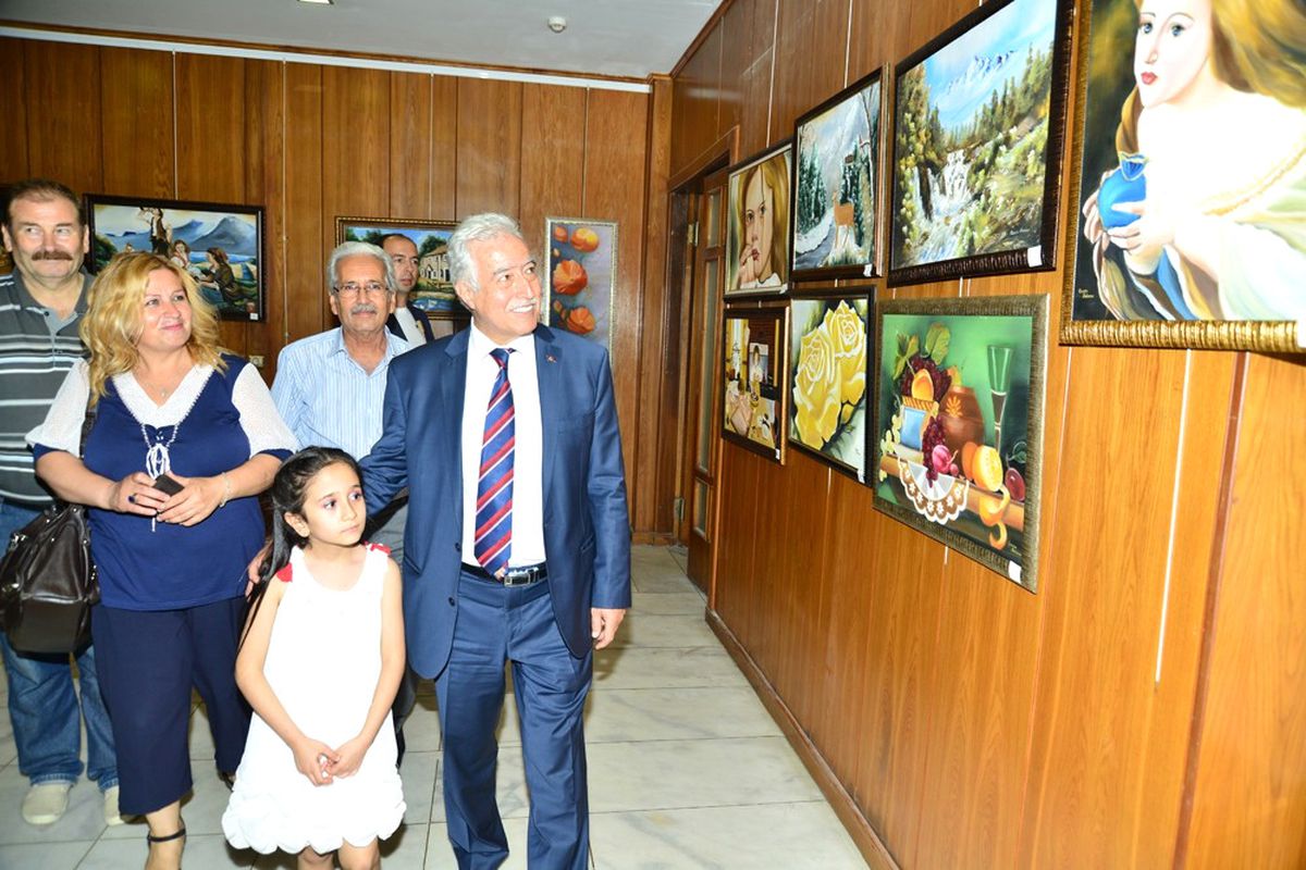 Cansen Balamur Resim Sergisini Açtı