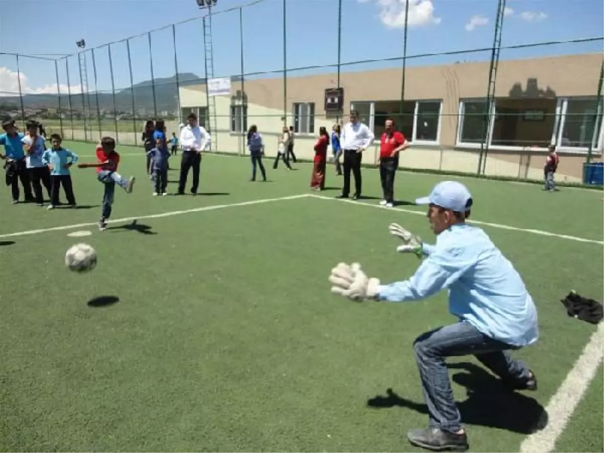 Durağan\'da Yetim ve Öksüz Çocuklar Piknikte Eğlendi