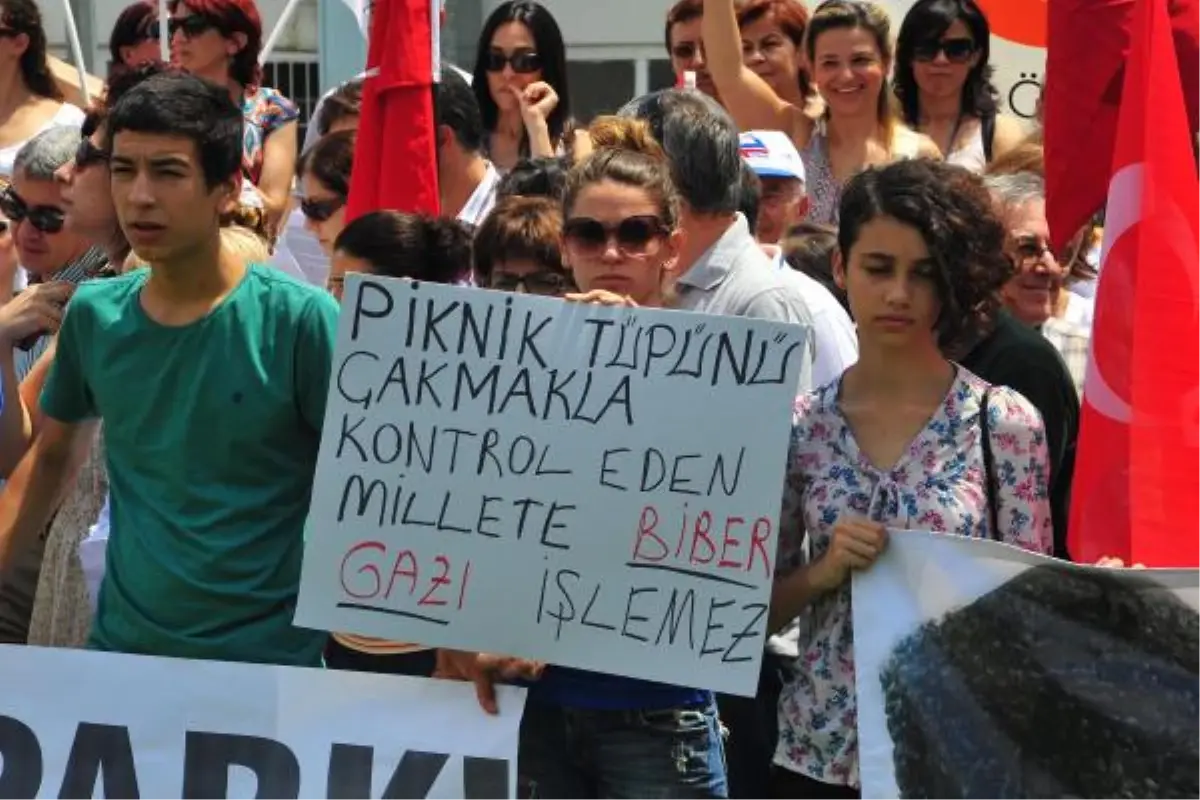 Ege Üniversitesi'nde Gezi Parkı'na Destek Eylemi