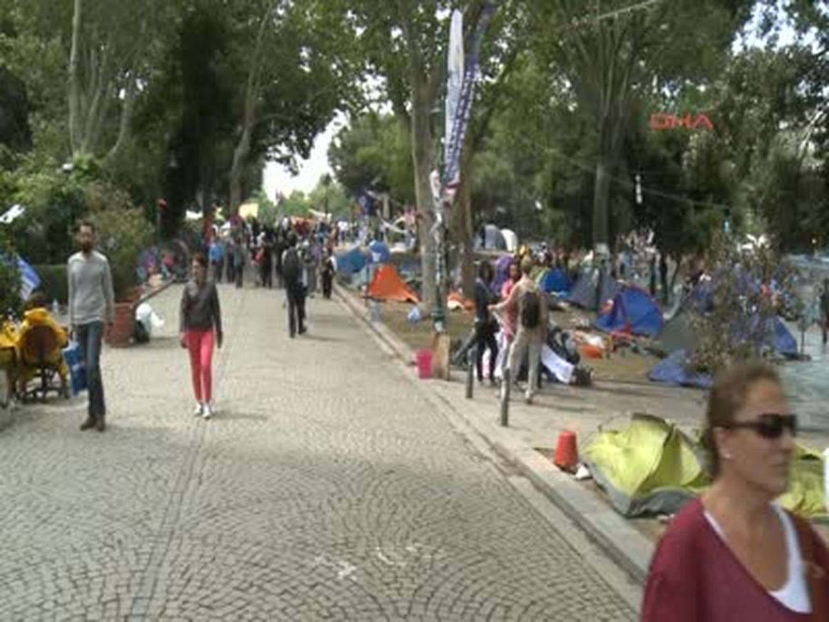"Gezi" de Nöbet Sürüyor