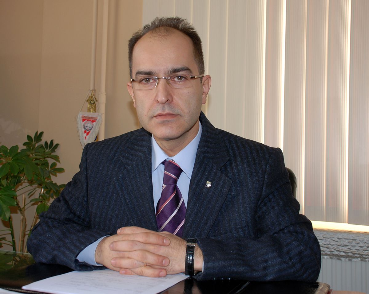 Gökmenoğlu, "Savunma, Savunulacak Hale Geldi"