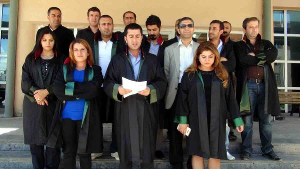 Hakkari Barosu'ndan Avukat Gözaltlarına Tepki