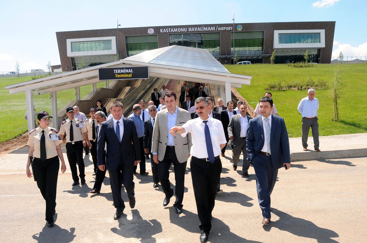 İl Genel Meclisi Üyeleri Havalimanını Gezdi