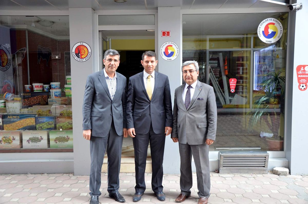İl Özel İdare Genel Sekreti Ayhan\'dan, Ticaret Borsası\'na Ziyaret
