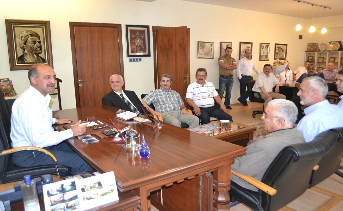 Körezli ve Ekibi Başkan Aşkın\'ı Ziyaret Etti