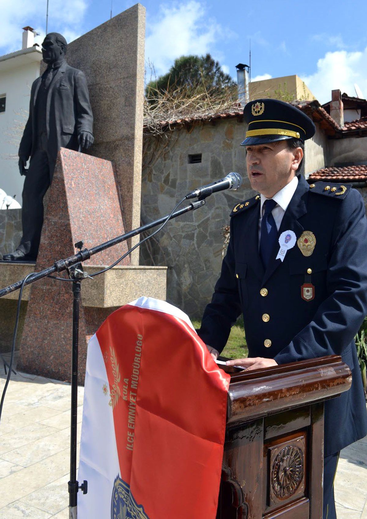 Kula Emniyet Müdürü İncili Kalp Krizi Geçirdi