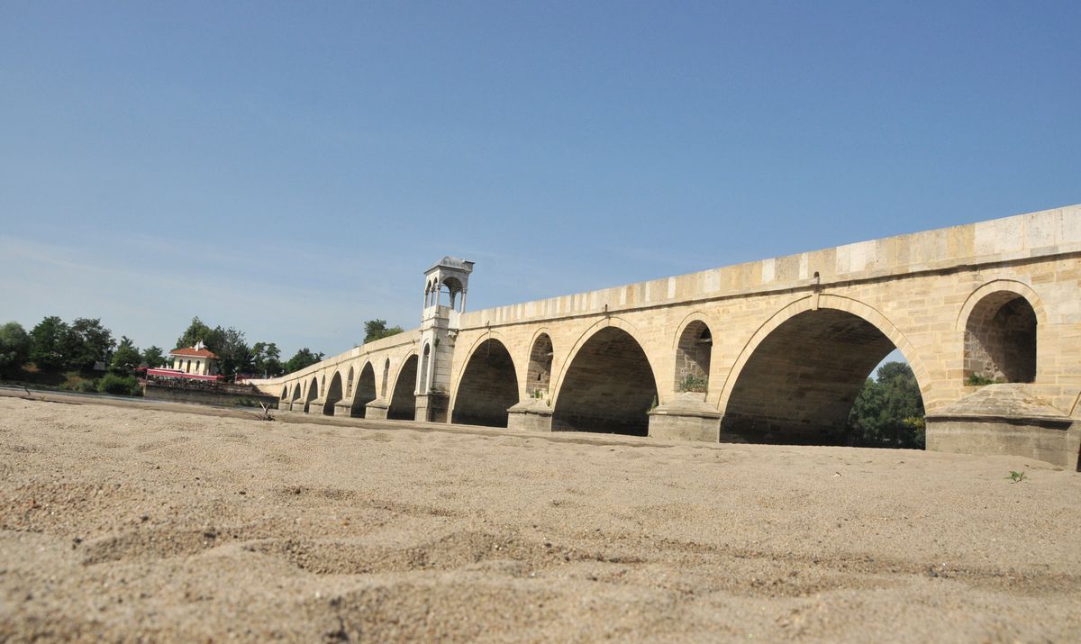 Meriç Nehri Suyunu Çekti