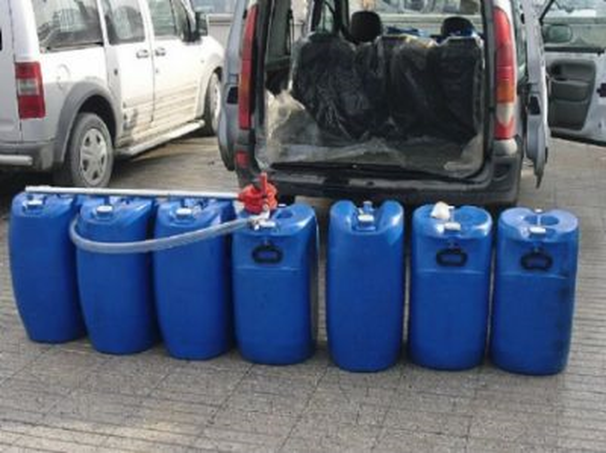 Park Halindeki Tır\'dan 396 Litre Mazot Çaldılar