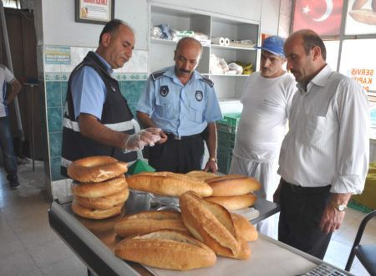 Suşehri'de Zabıta Ekipleri Fırınları Denetledi