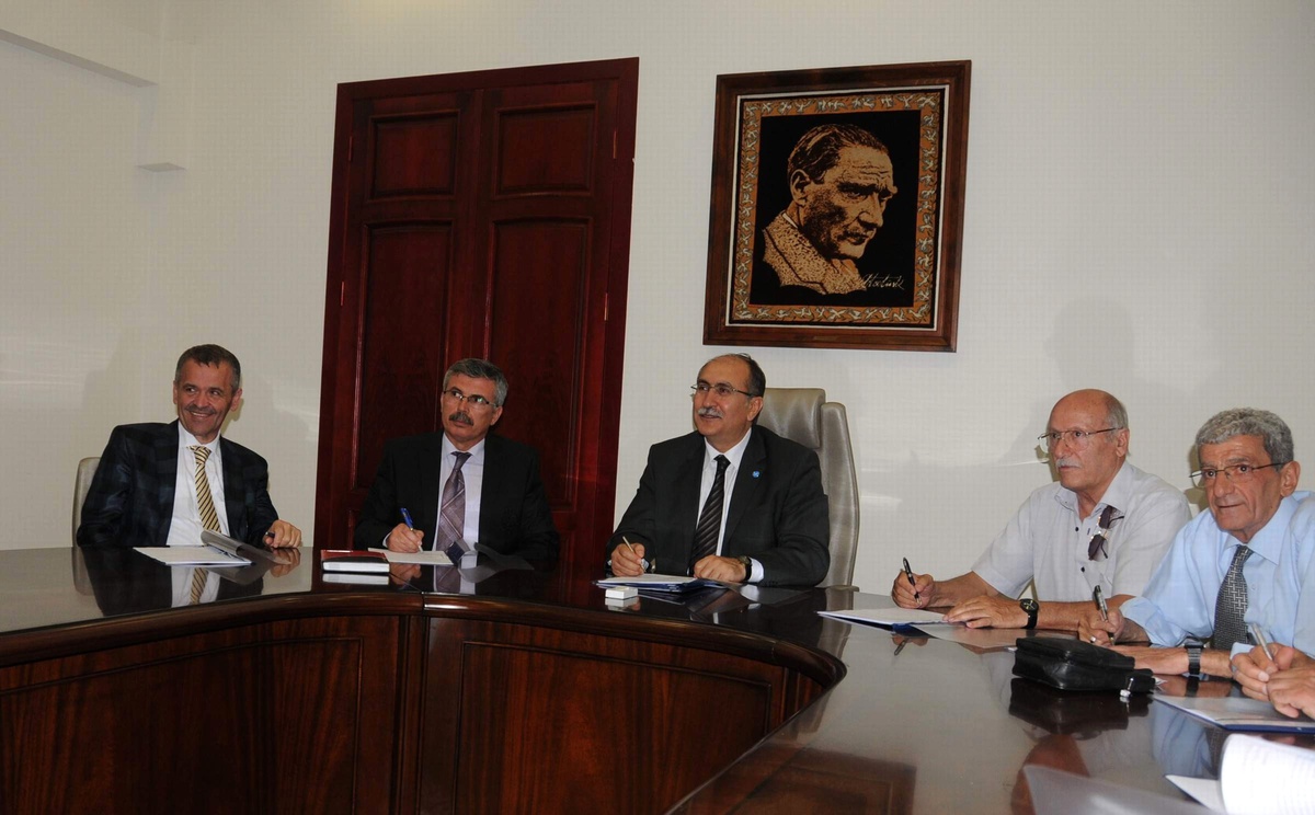 \'Tevfik Lav Yaz Futbol Okulu Projesi\' Hayata Geçiyor