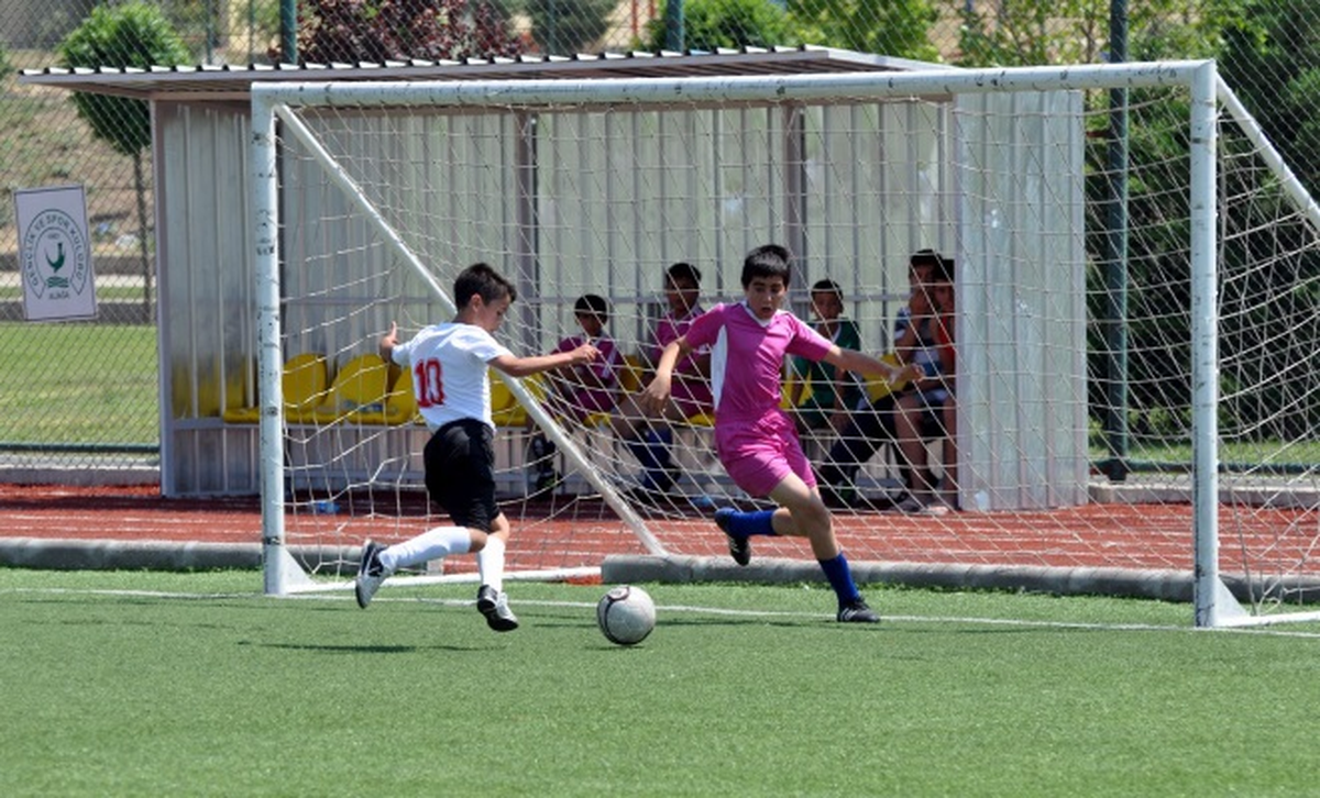 U11\'lerde Foça Belediyespor Play Off\'da