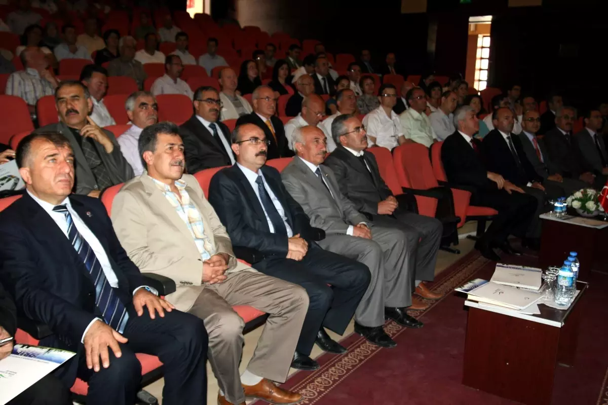 Uşak'ta 'Kentsel Dönüşüm Koordinasyon ve İşbirliği' Topantısı