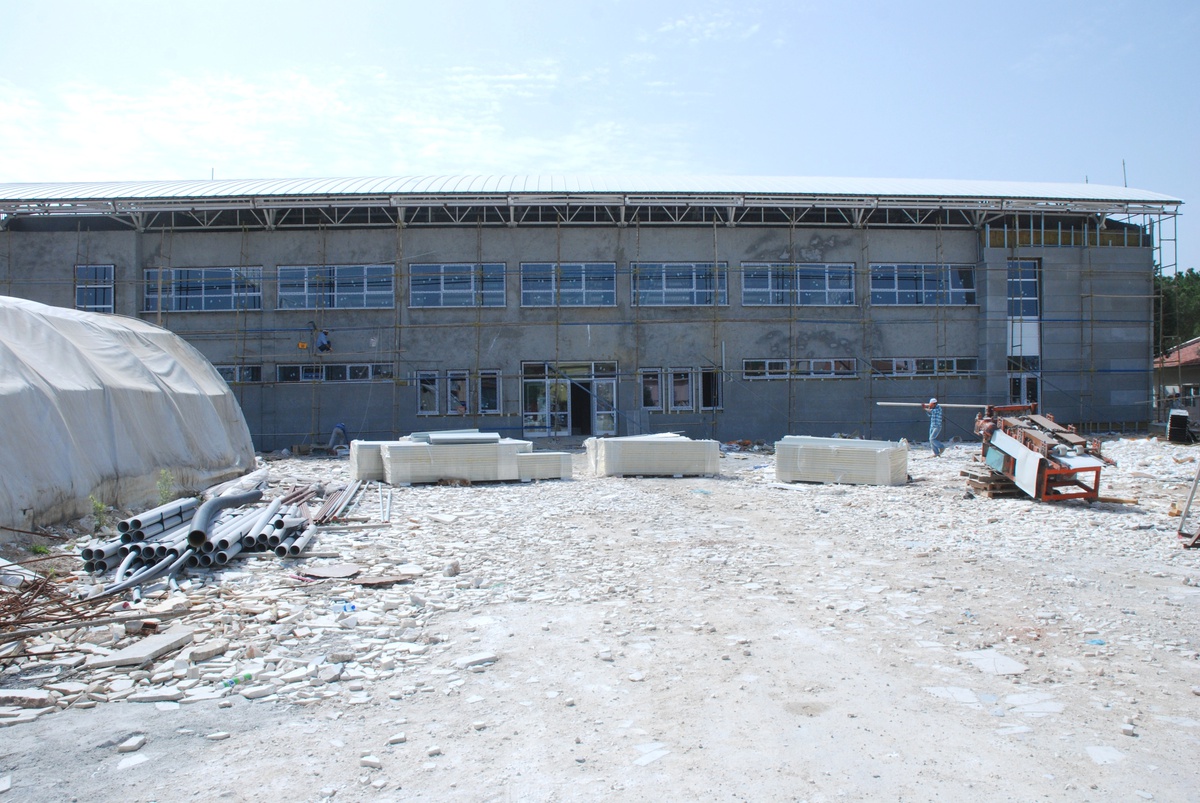 Yatağan Spor Salonu Yeni Sezona Hazır Olacak