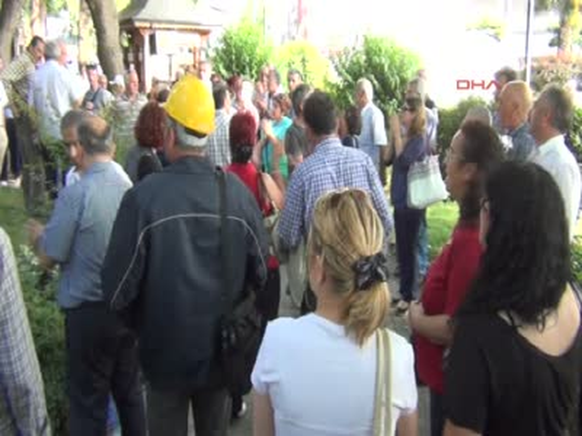 Zonguldak\'ta Gezi Parkı Eylemlerine Destek Yürüyüşü Zonguldak\'ta Gezi Parkı Eylemlerine Destek...