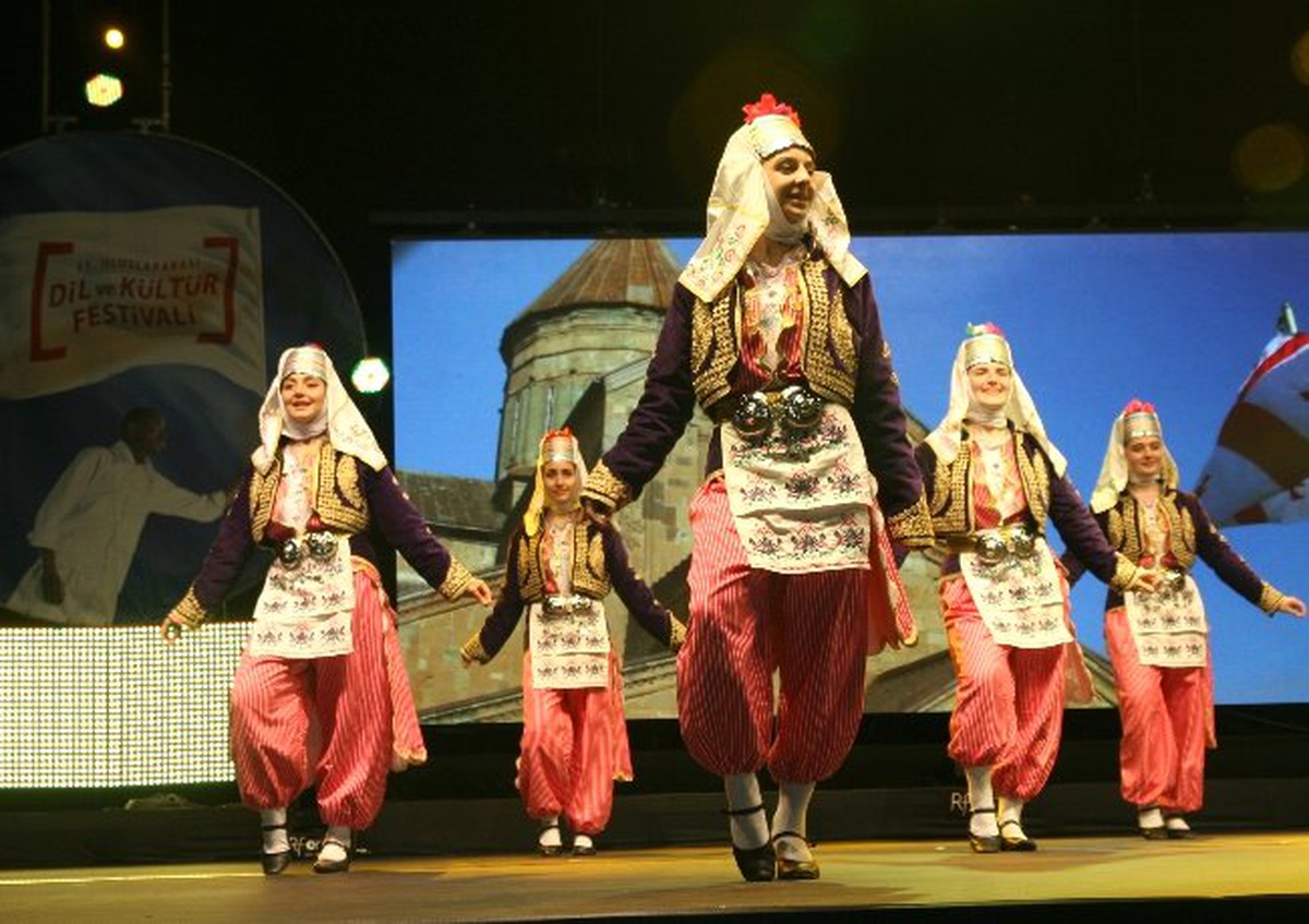11. Dil ve Kültür Festivali Çorlu Etkinliği Coşkuyla Gerçekleştirildi