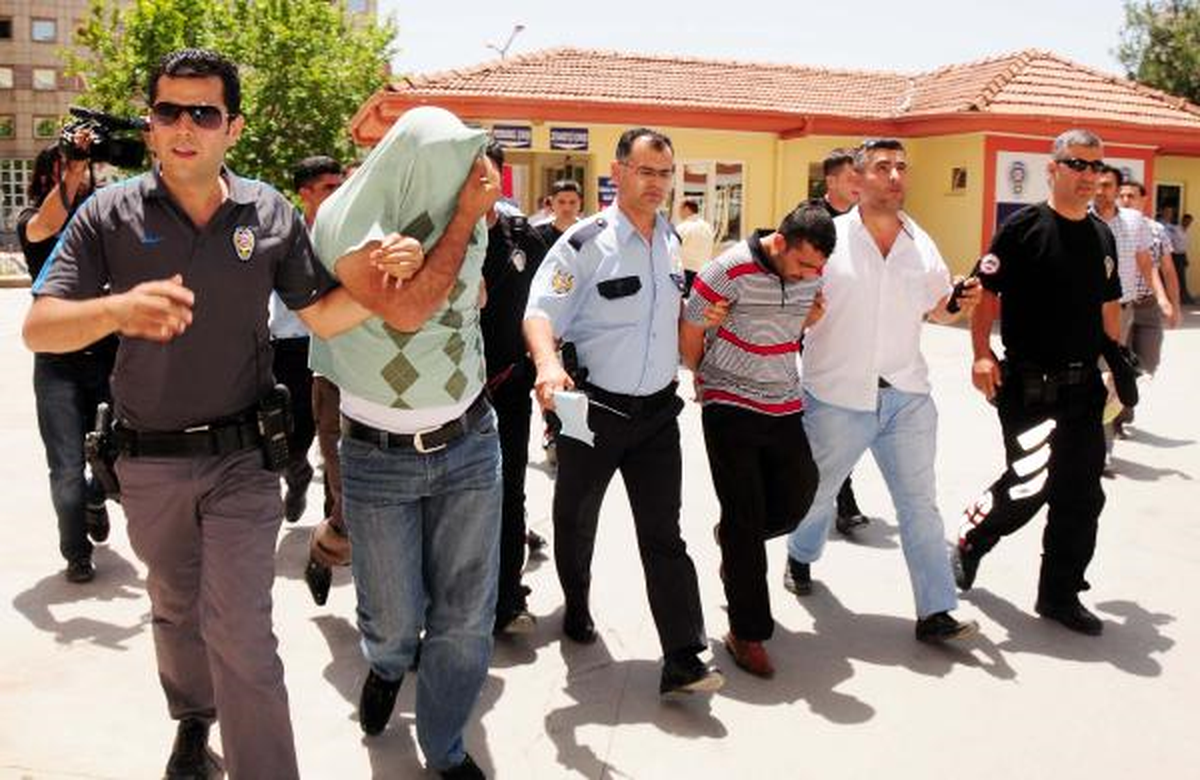 151 Bin Lirayı Kapkaç Yapan 3 Kişi Yakalandı