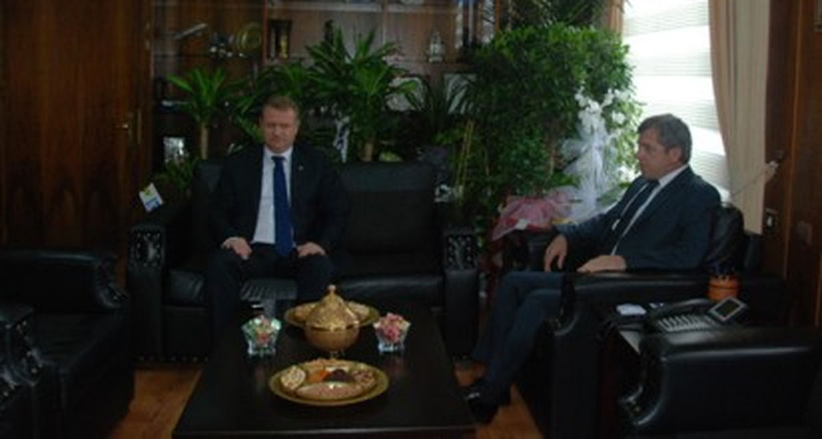 AK Parti Çanakkale Milletvekili Daniş, Vali Çınar\'ı Ziyaret Etti
