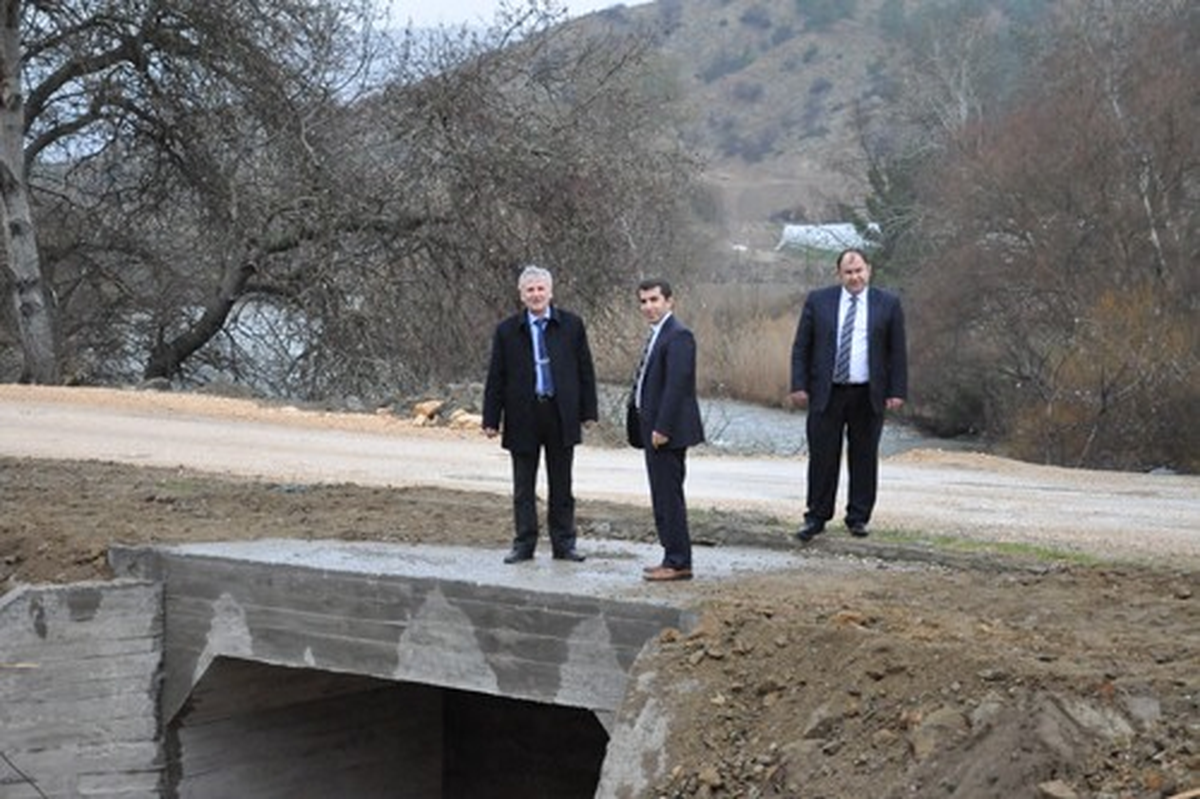 Bilecik\'te Tahrip Edilmiş Yollar Onarılıyor