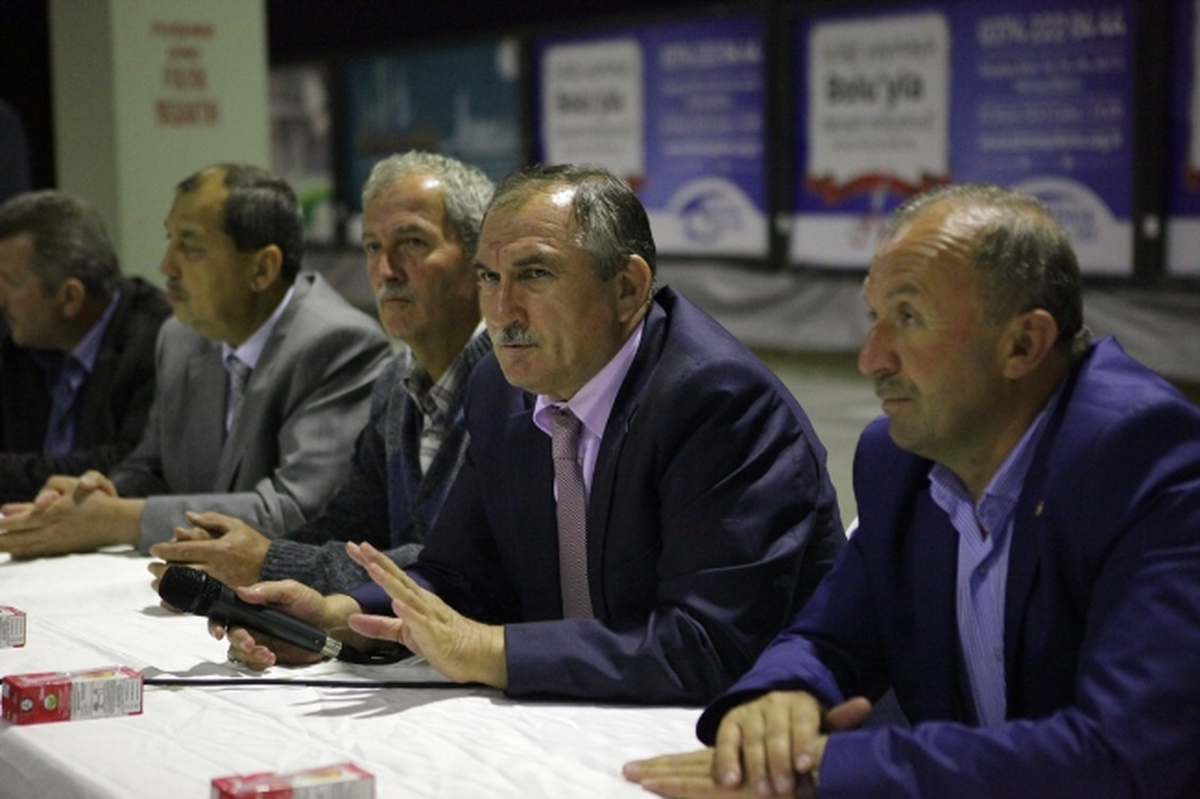 Bolu Belediye Başkanı Yılmaz Vatandaşı Dinliyor