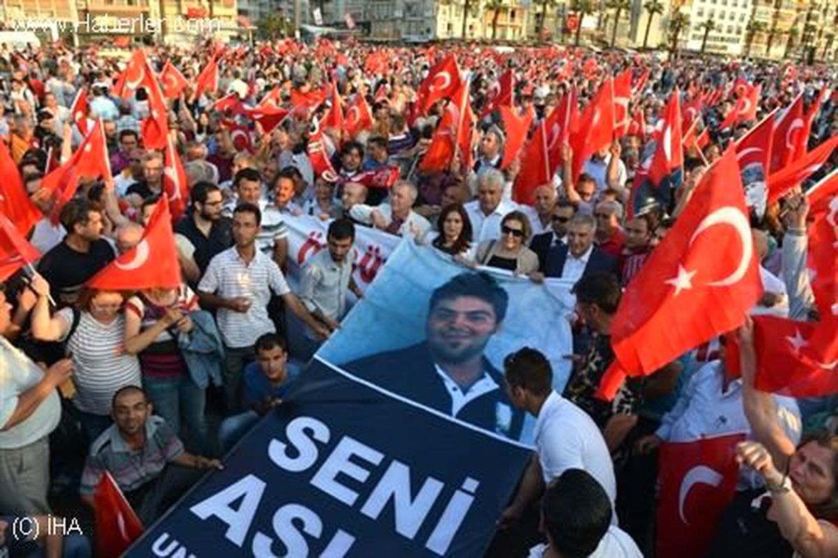 CHP İzmir\'den Gezi Yürüyüşü