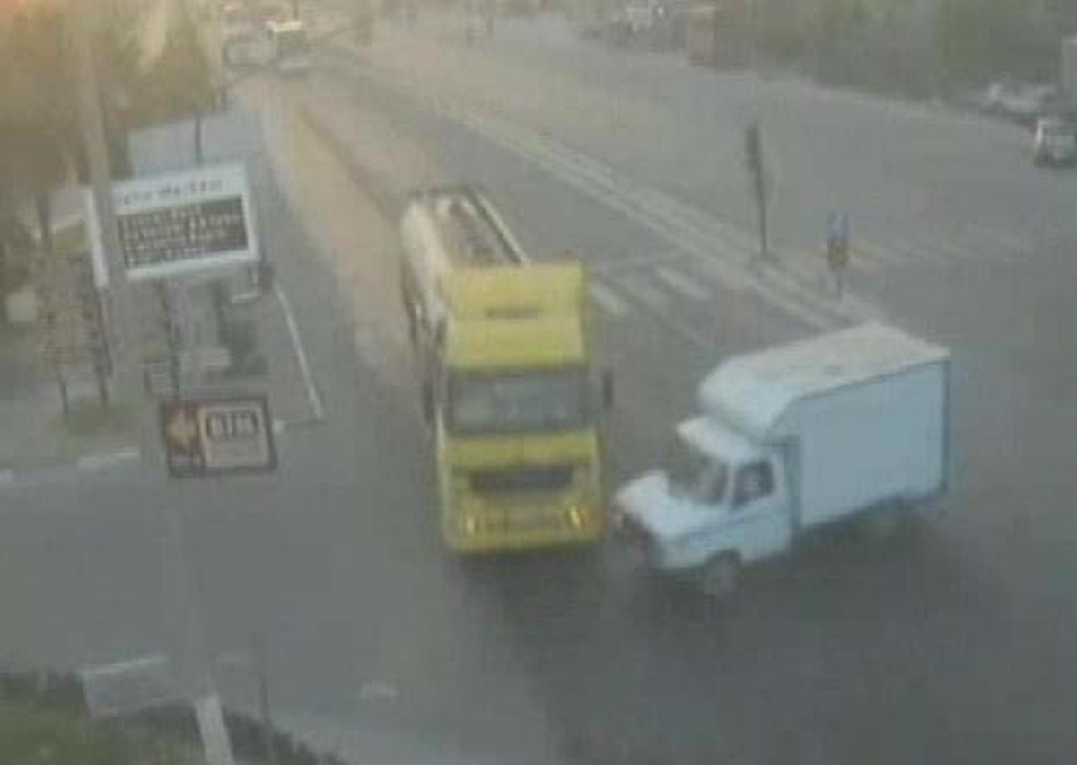 Devrilen Tanker Alev Topuna Döndü
