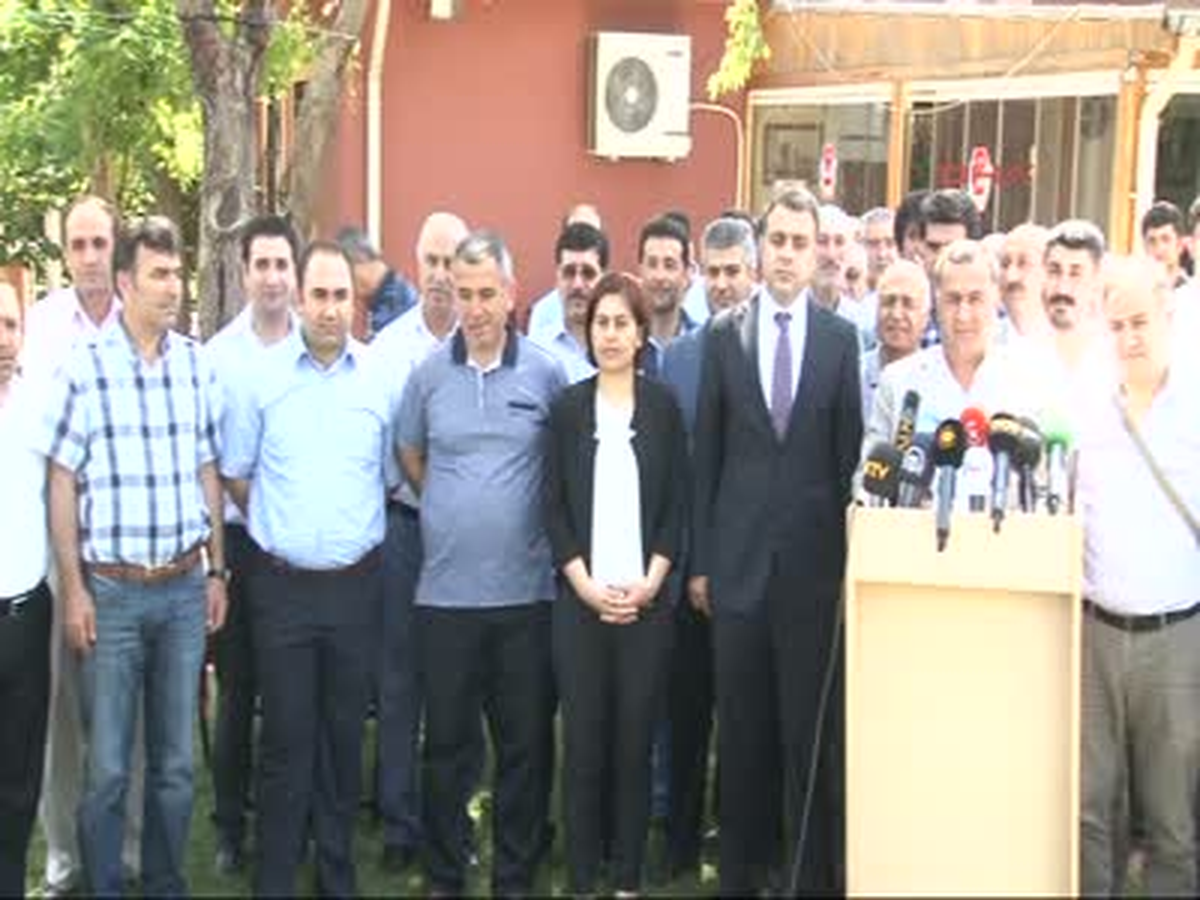 Diyarbakır 778 Stk\'dan Barış Süreci ve Kürt Konferansı\'na Destek Deklerasyonu 778 Stk\'dan Barış...