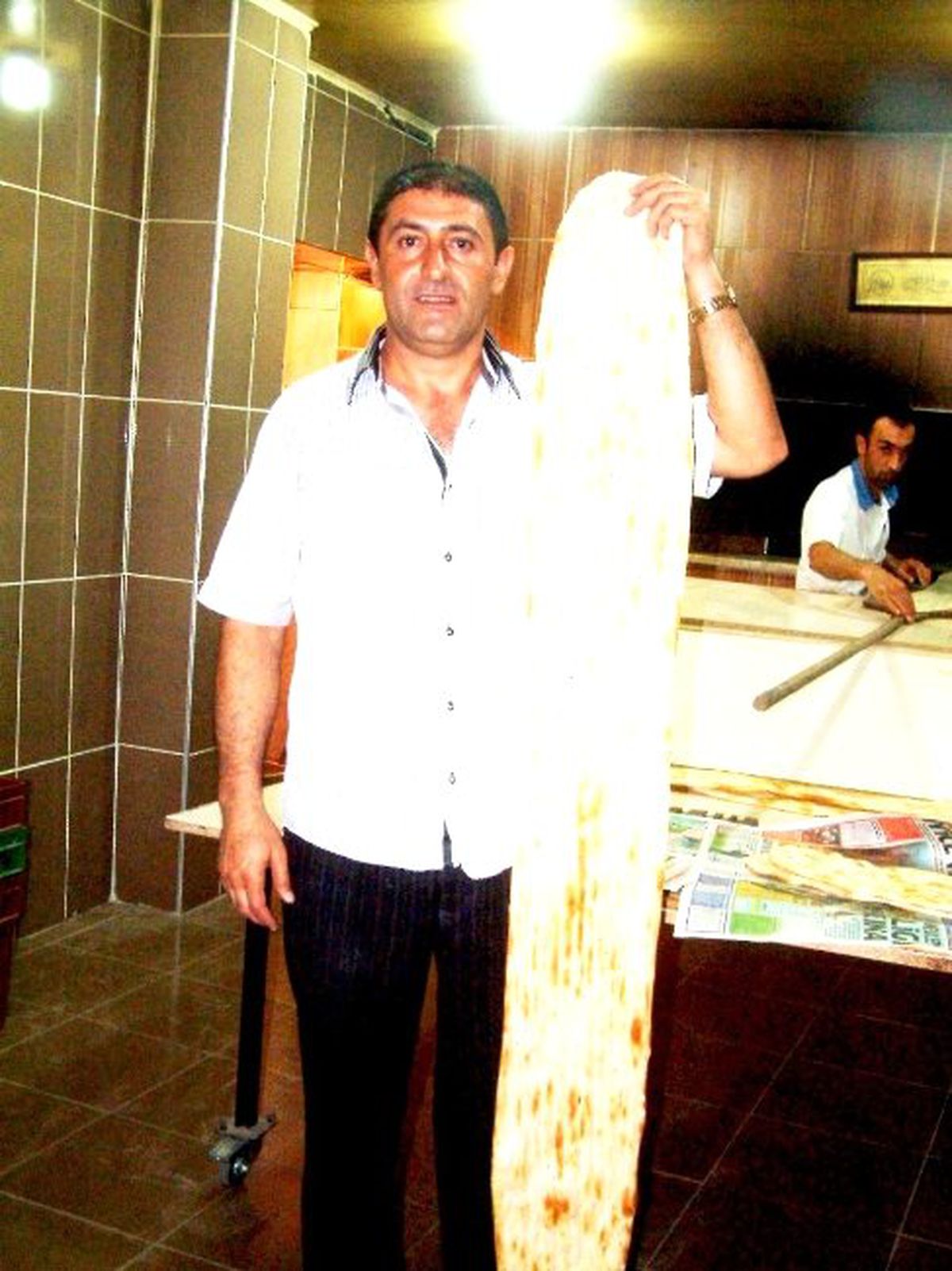 Fırıncının Ürettiği 2 Metrelik Lavaş Beğenildi