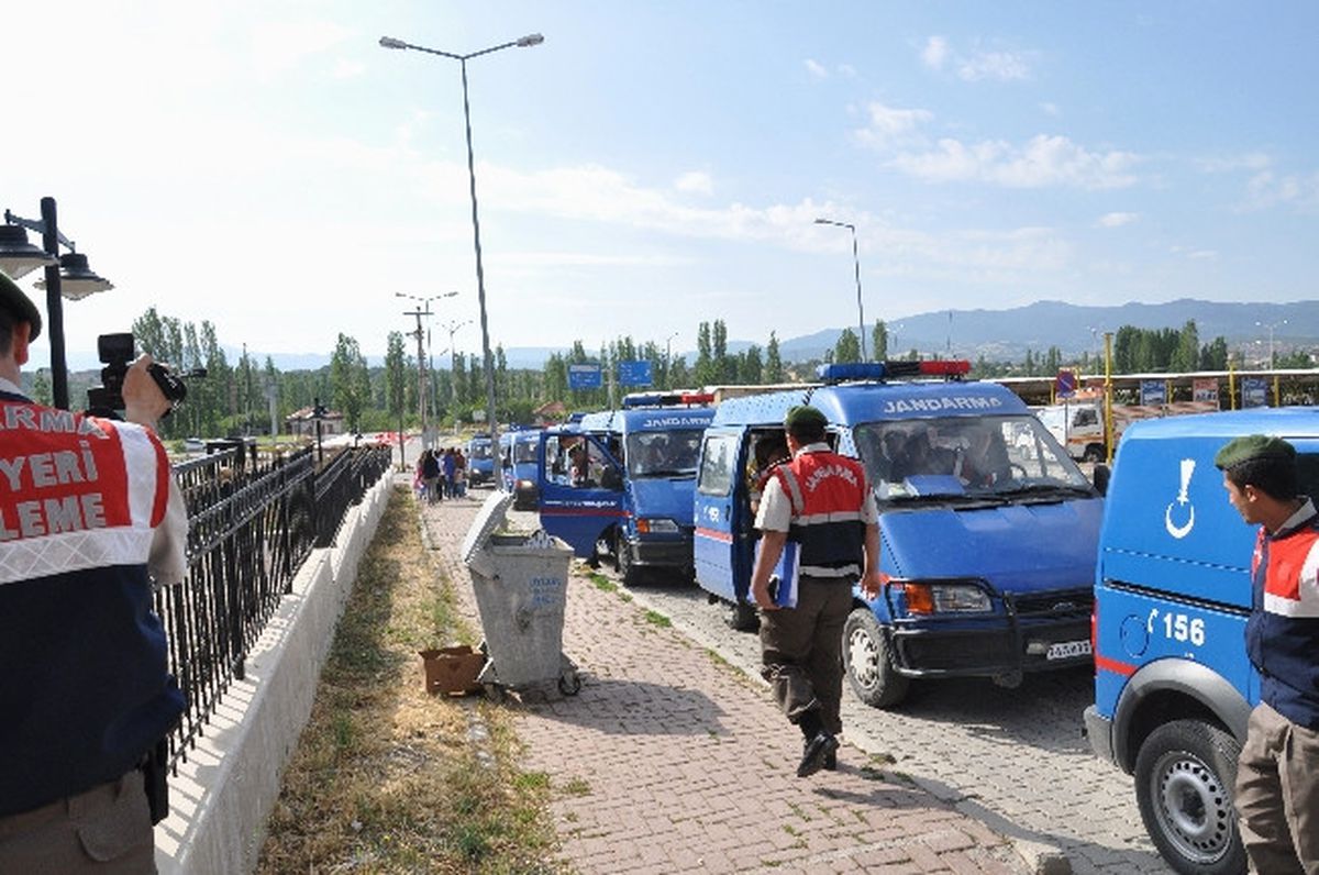 Jandarma Hırsızlık Şebekesini Çökertti