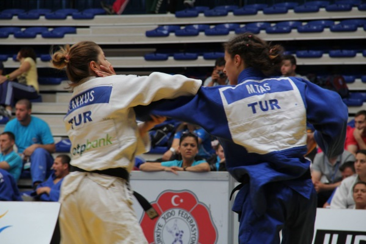 Judo\'da Galatasaray ile Çekişiyoruz