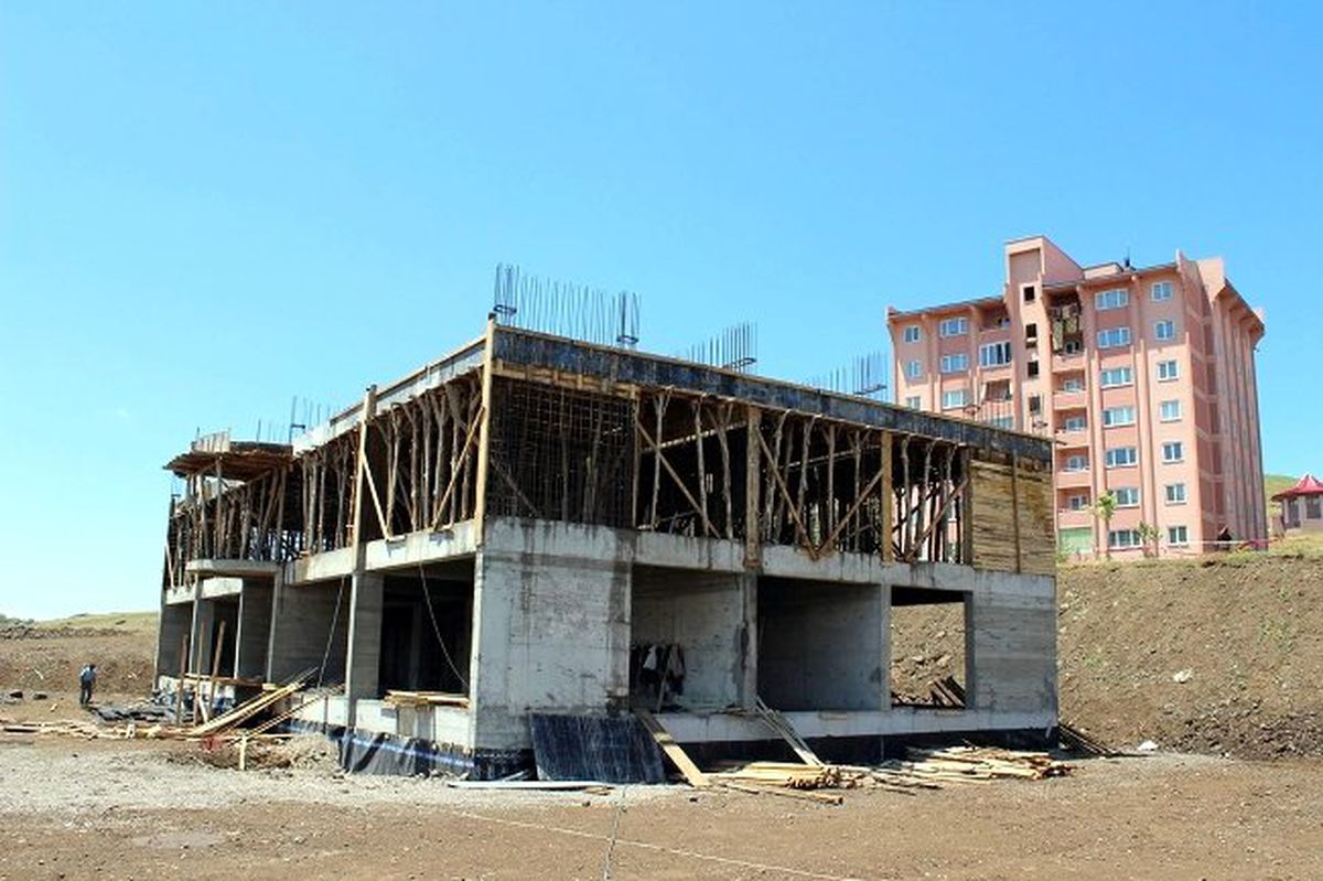 Karşıyaka Okulu Çalışmaları Hızla Devam Ediyor
