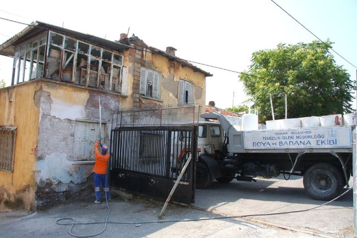 Konak\'ta Yaza Hazırlık