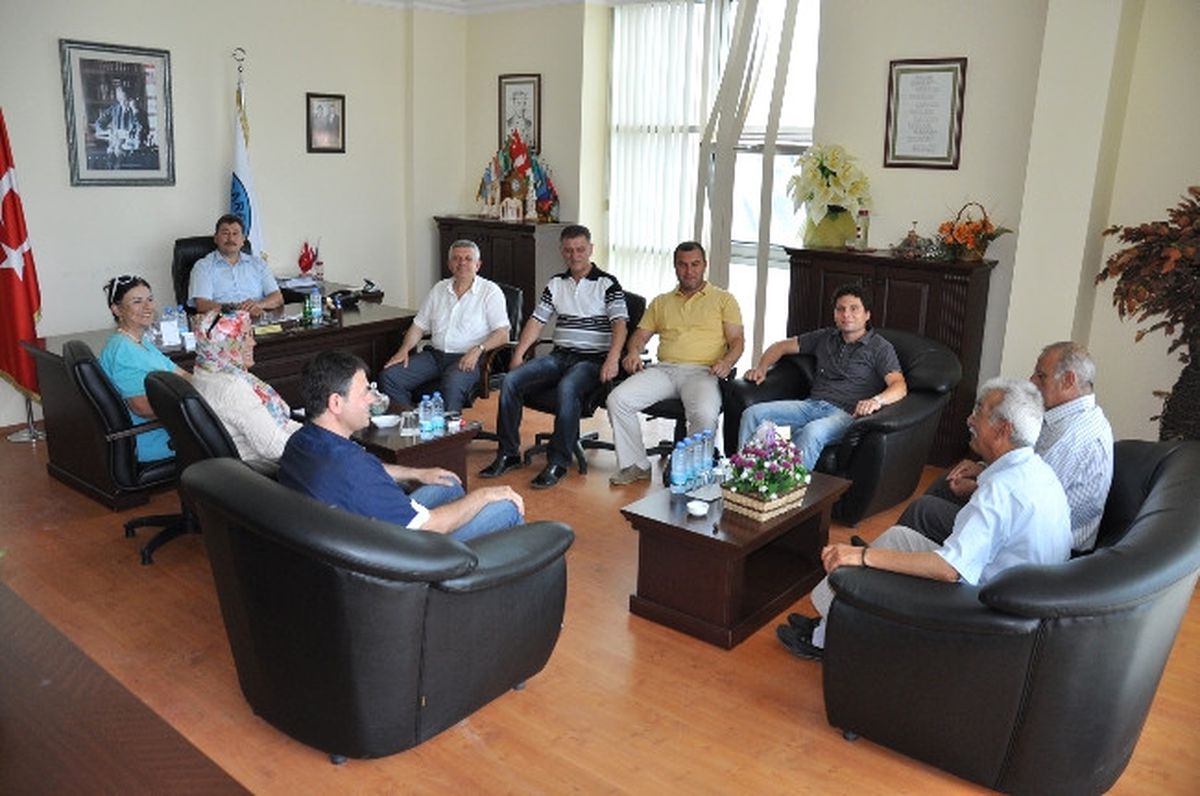 MHP Didim İlçe Yönetiminden Ticaret Odasına Ziyareti
