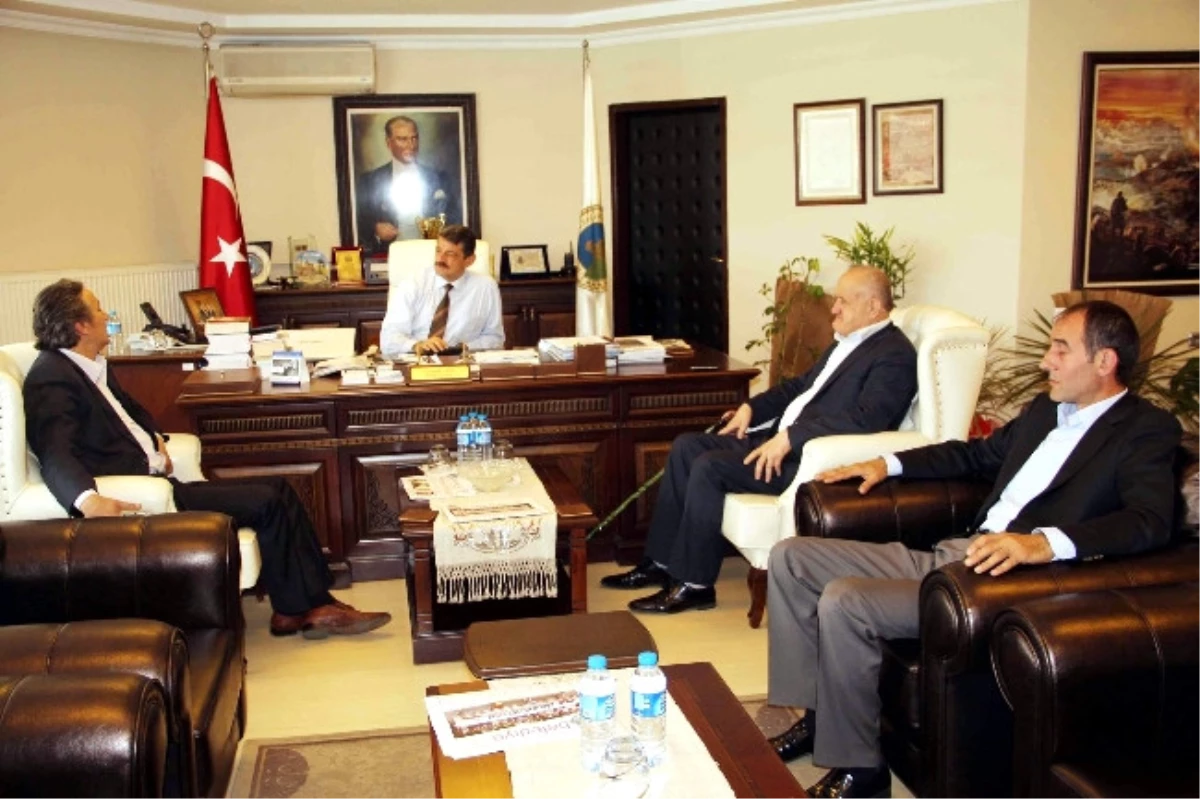 MHP Zonguldak Teşkilatından Başkan Akın\'a Ziyaret