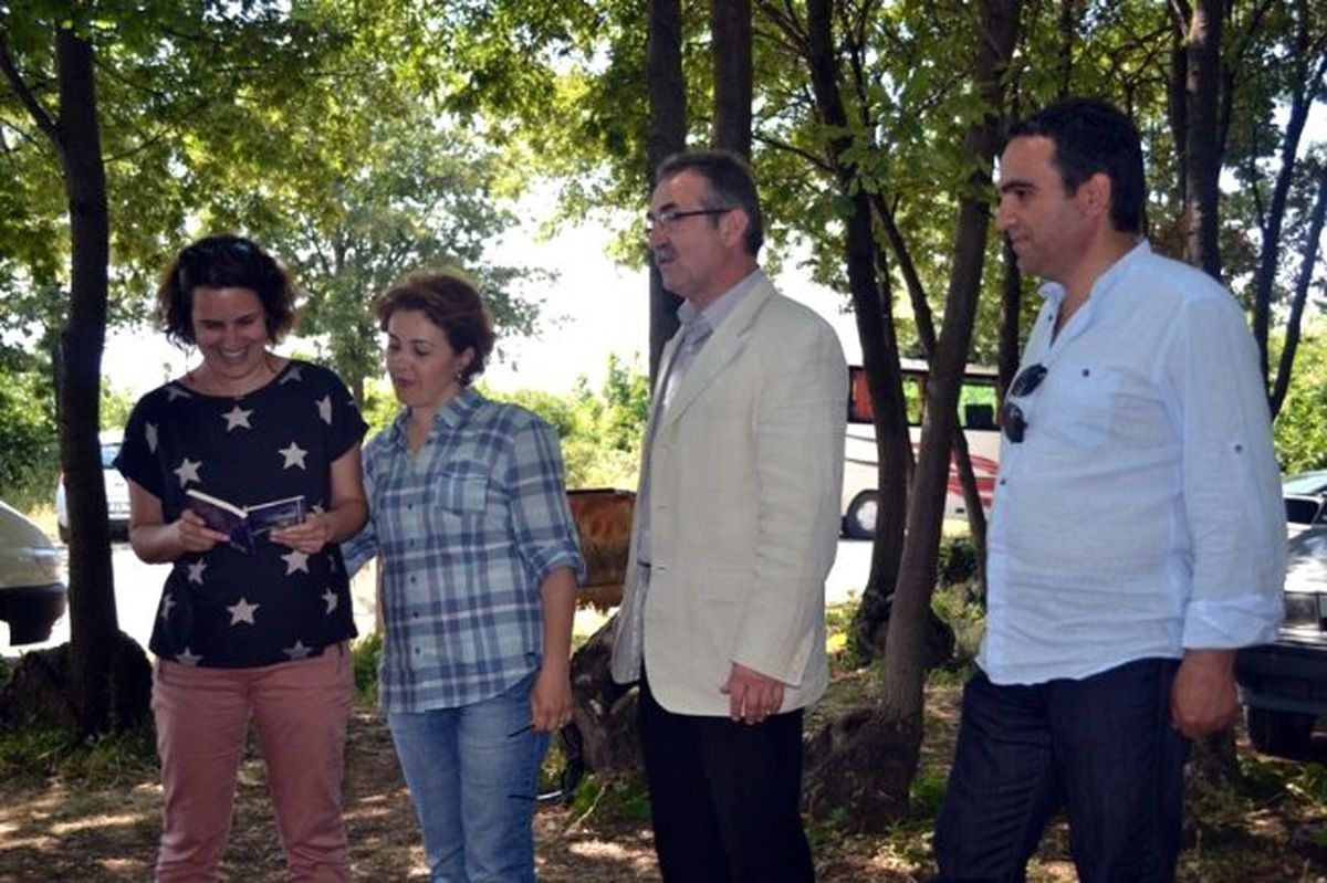 Öğrenciler Hem Piknik Yaptı, Hem Kitap Okudu