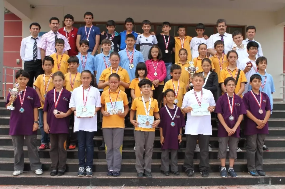 Piri Reis, 2012-2013\'ü 56 Madalya ile Tamamladı