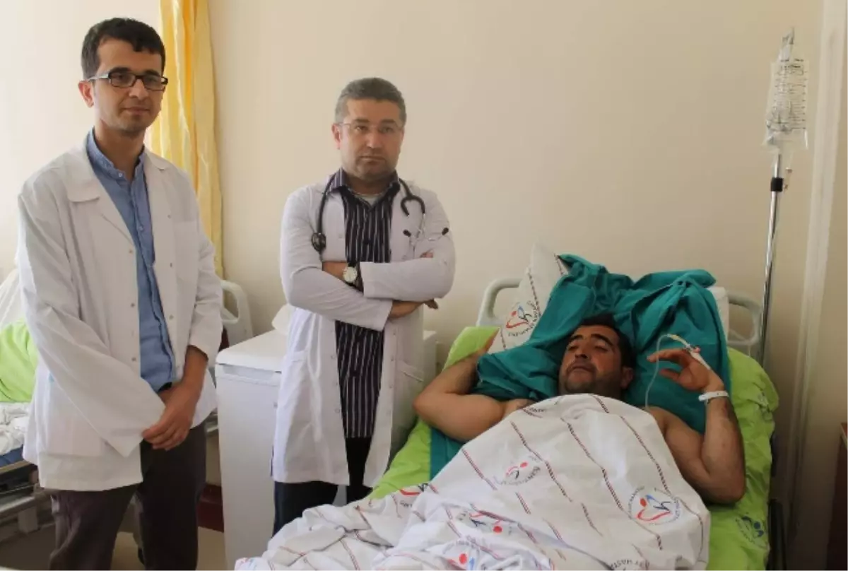 Siirt\'te İlk Kez Kapalı Yöntemle Fıtık Ameliyatı Yapıldı