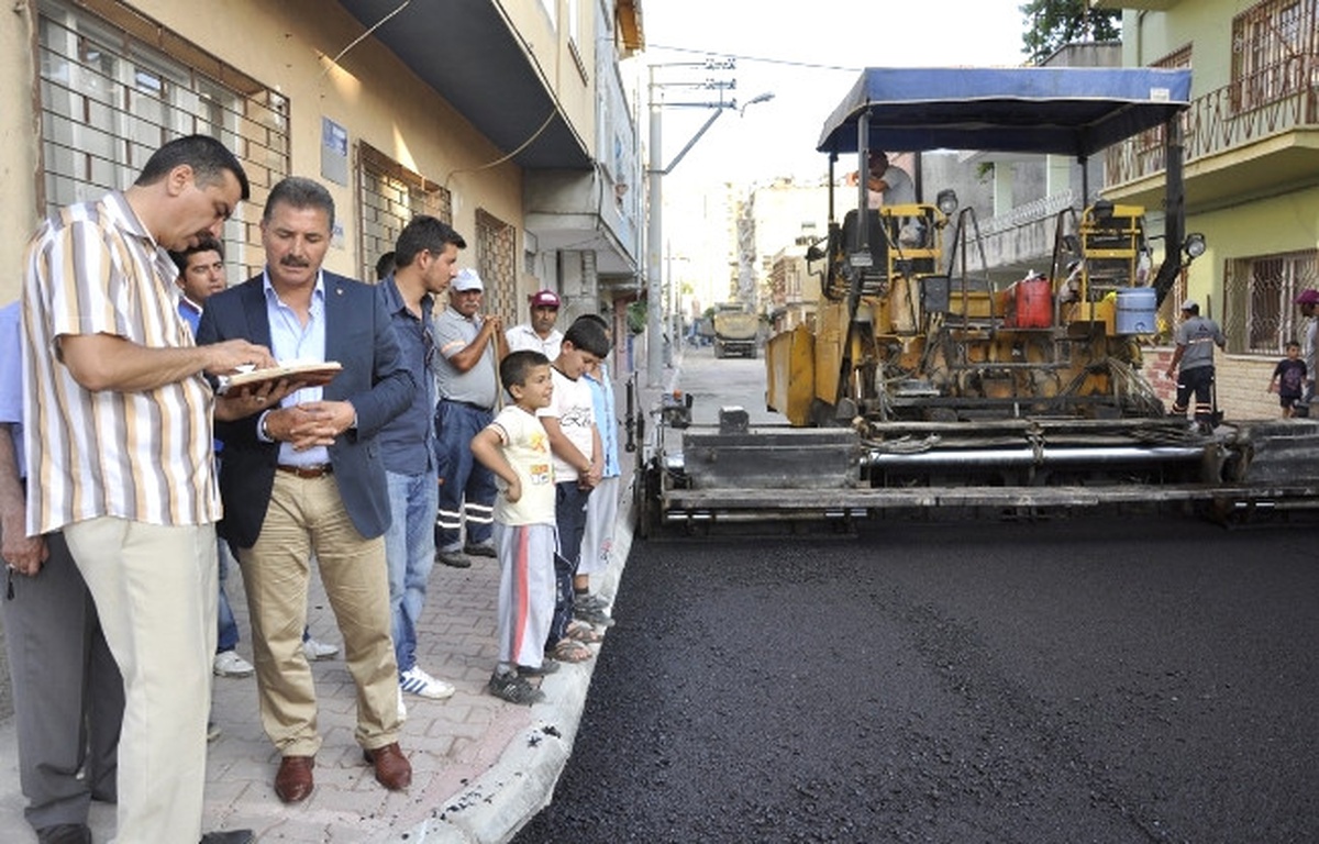 Toroslar\'da Kaldırım Çalışması Devam Ediyor